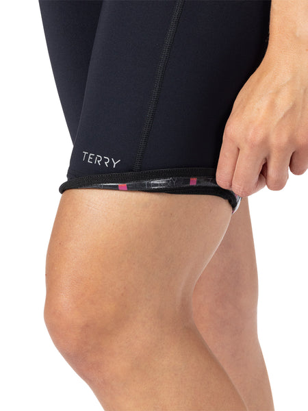Terry Bella Max Tour Bike Short in color || Blackout