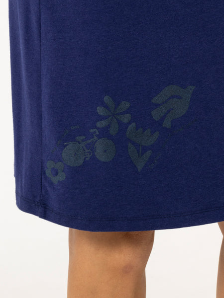 Message Factory Immortelle Skirt in color || Blue