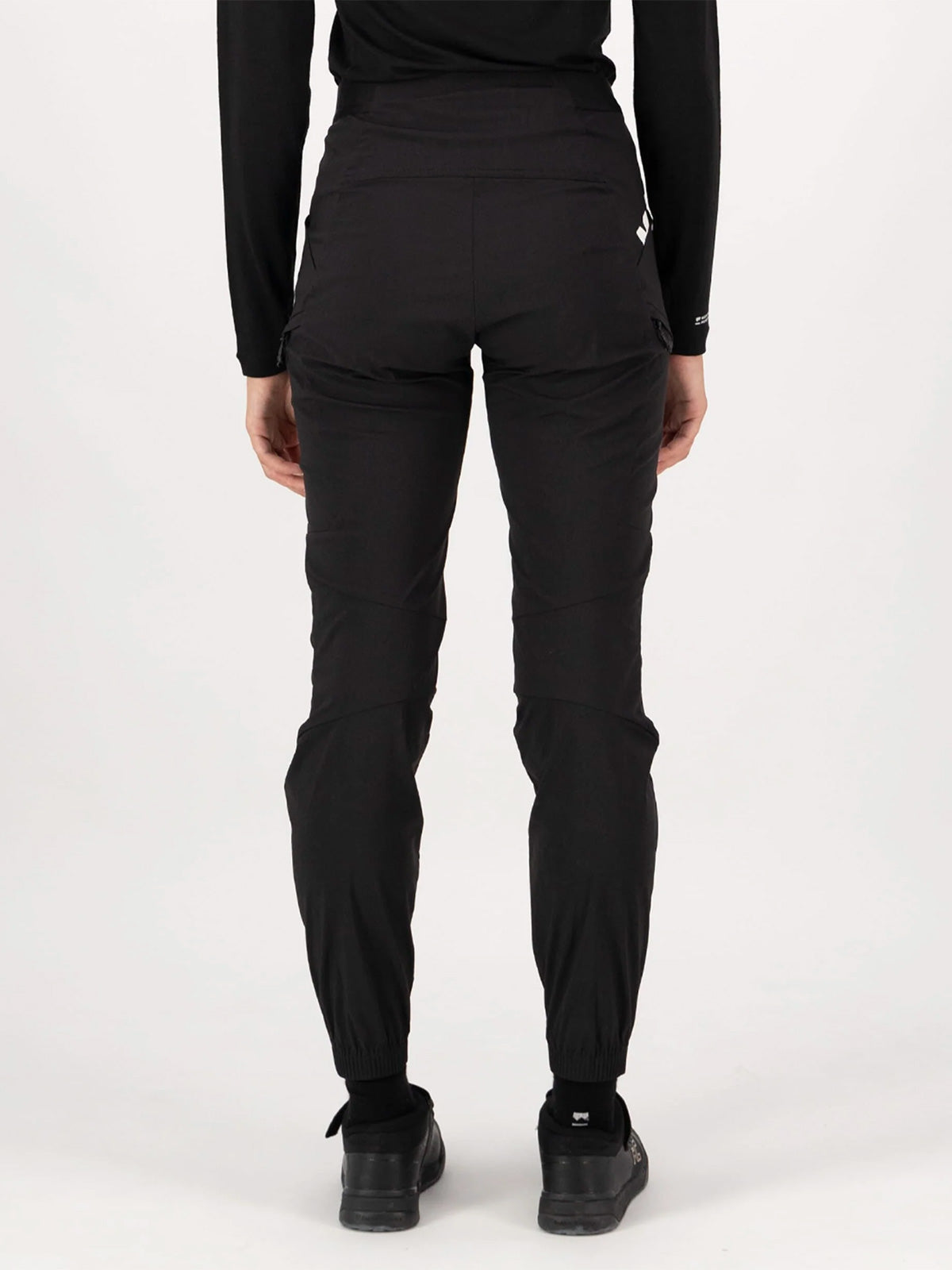 Mons Royale Diversion Merino Trail Bike Pant in color || Black