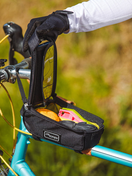 Po Campo Tussey Phone Bike Bag in color || Black