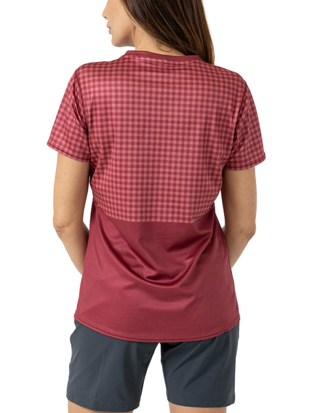 Zoic Maddie Short Sleeve Bike Top in color || Clay