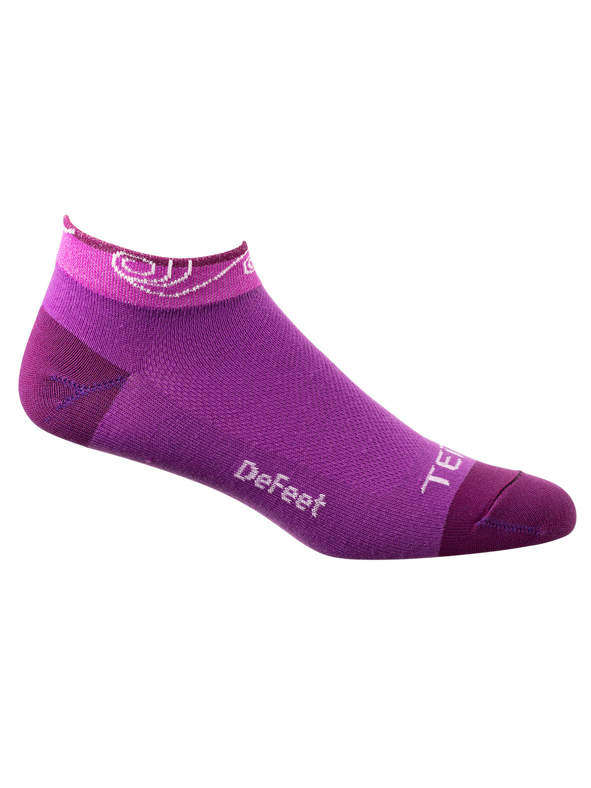 Defeet Aireator 1 Bike Socks in color || Surf Plum
