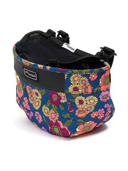 Po Campo Crescent Bike Handlebar Bag in color || Meadow