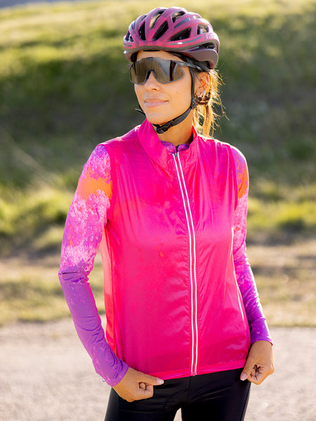 Terry Mistral Packable Bike Vest in color || Framboise