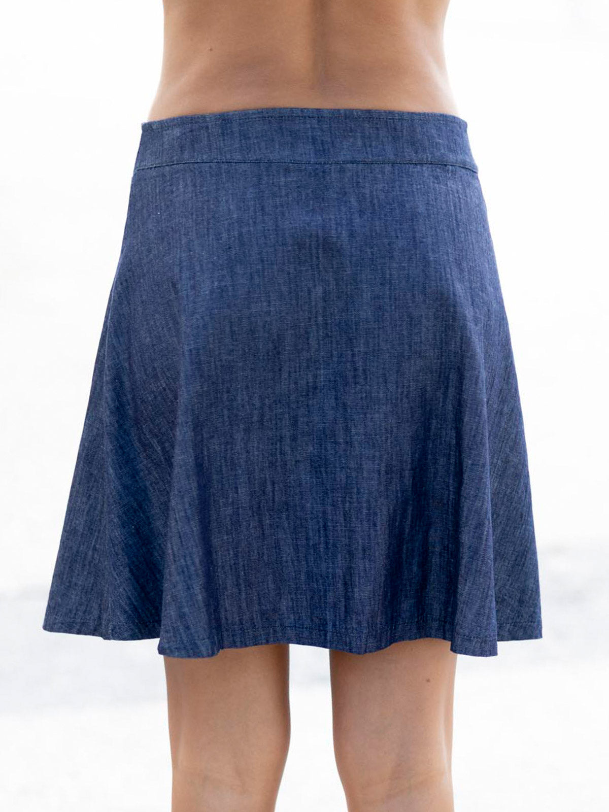 Message Factory Marilyn Jean Skirt in color || Blue Denim