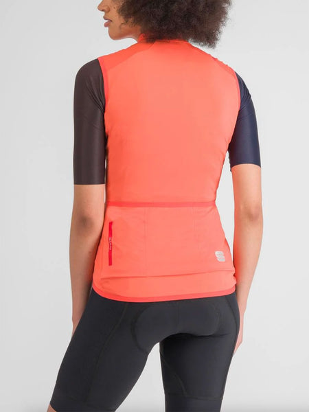 Sportful Fiandre Pro Vest in color || Pompelmo