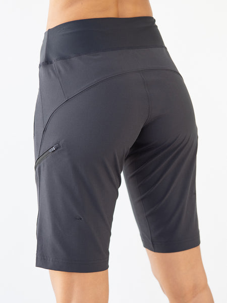 Zoic Navaeh Bliss Bike Short Plus in color || Black