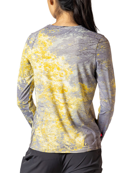Terry Soleil Free Flow Long Sleeve Top in color || Frost