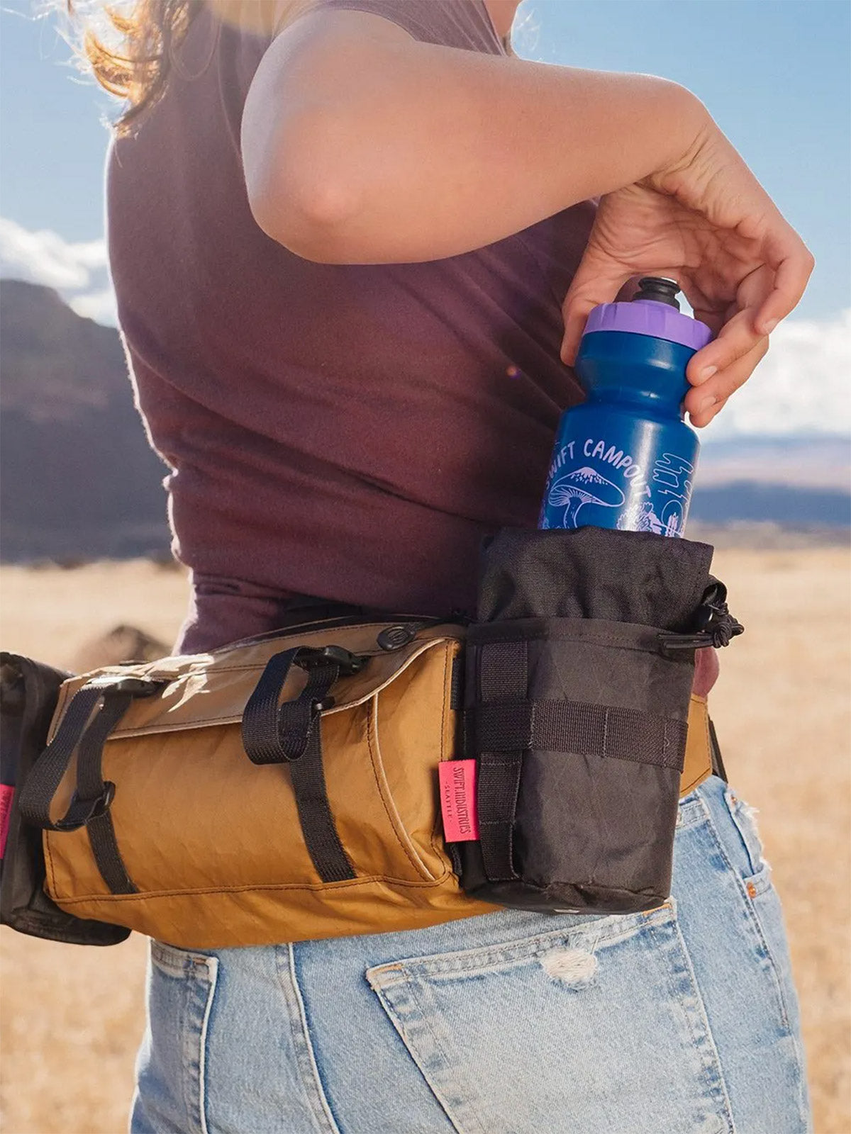 Swift Industries Sidekick Pouch in color || Black