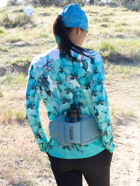 Choucas Glide Ponytail Hat in color || Mountain High