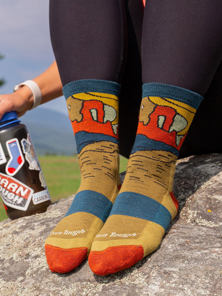 Darn Tough Celeste Micro Crew Midweight Bike Sock in color || sandstone